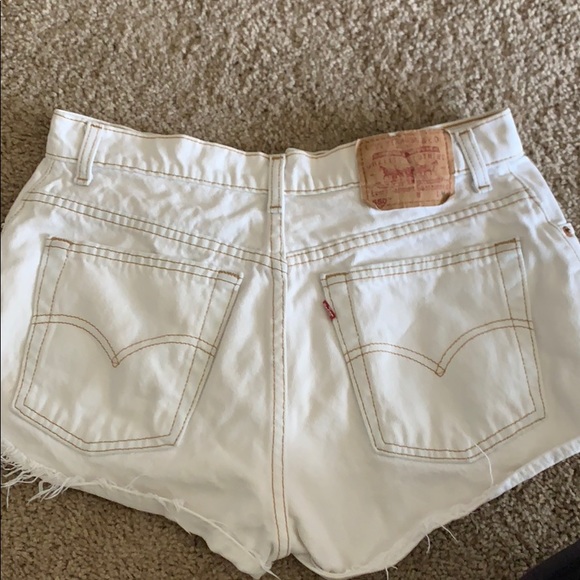 White jean shorts - Picture 2 of 4